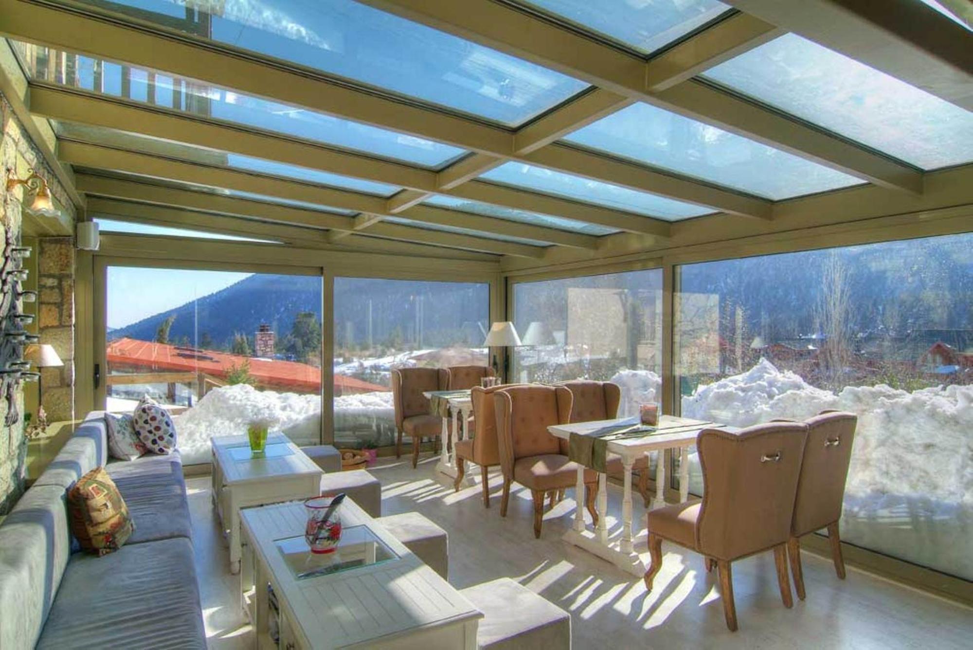 Boutique Hotel Skamnos Arachova Exterior photo